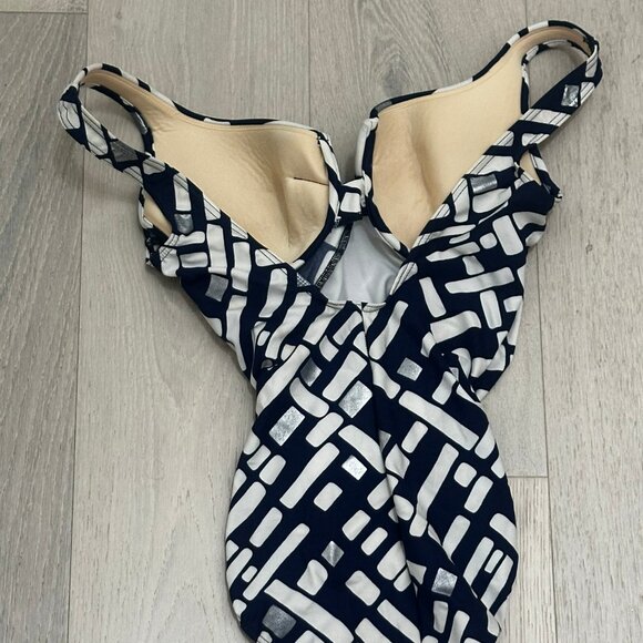 Miraclesuit Estilo Swimsuit – Navy/White, Tummy Control, Glam V-Neck - Size 12 - Picture 10 of 15